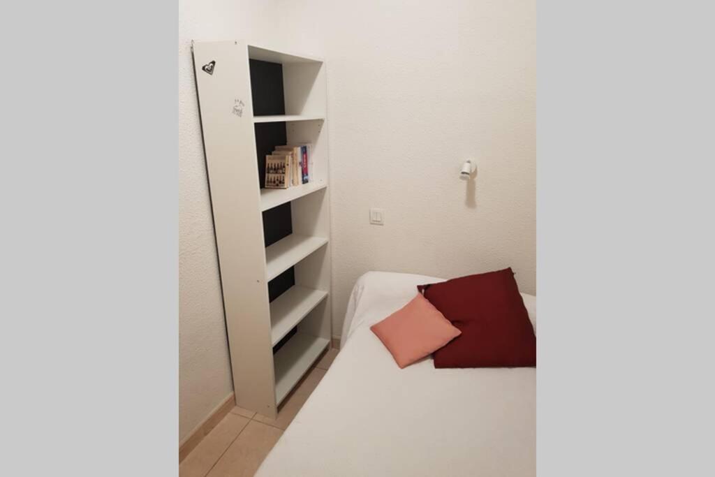 Joli Appartement, Terrasse Plein Sud Roquebrun ภายนอก รูปภาพ